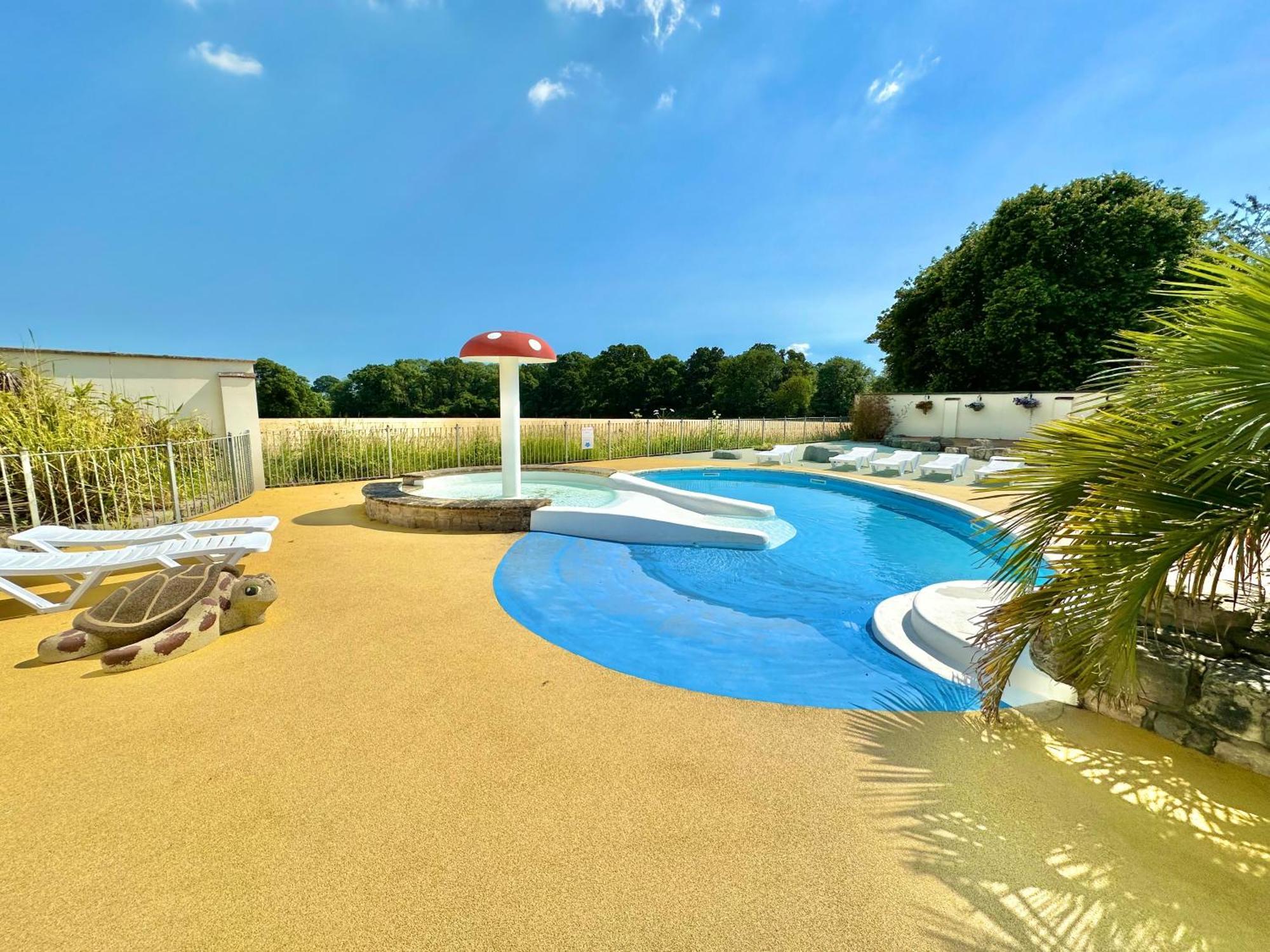 272 Wilksworth Caravan Park - Two Bedroom - Pool Access Wimborne Minster Luaran gambar